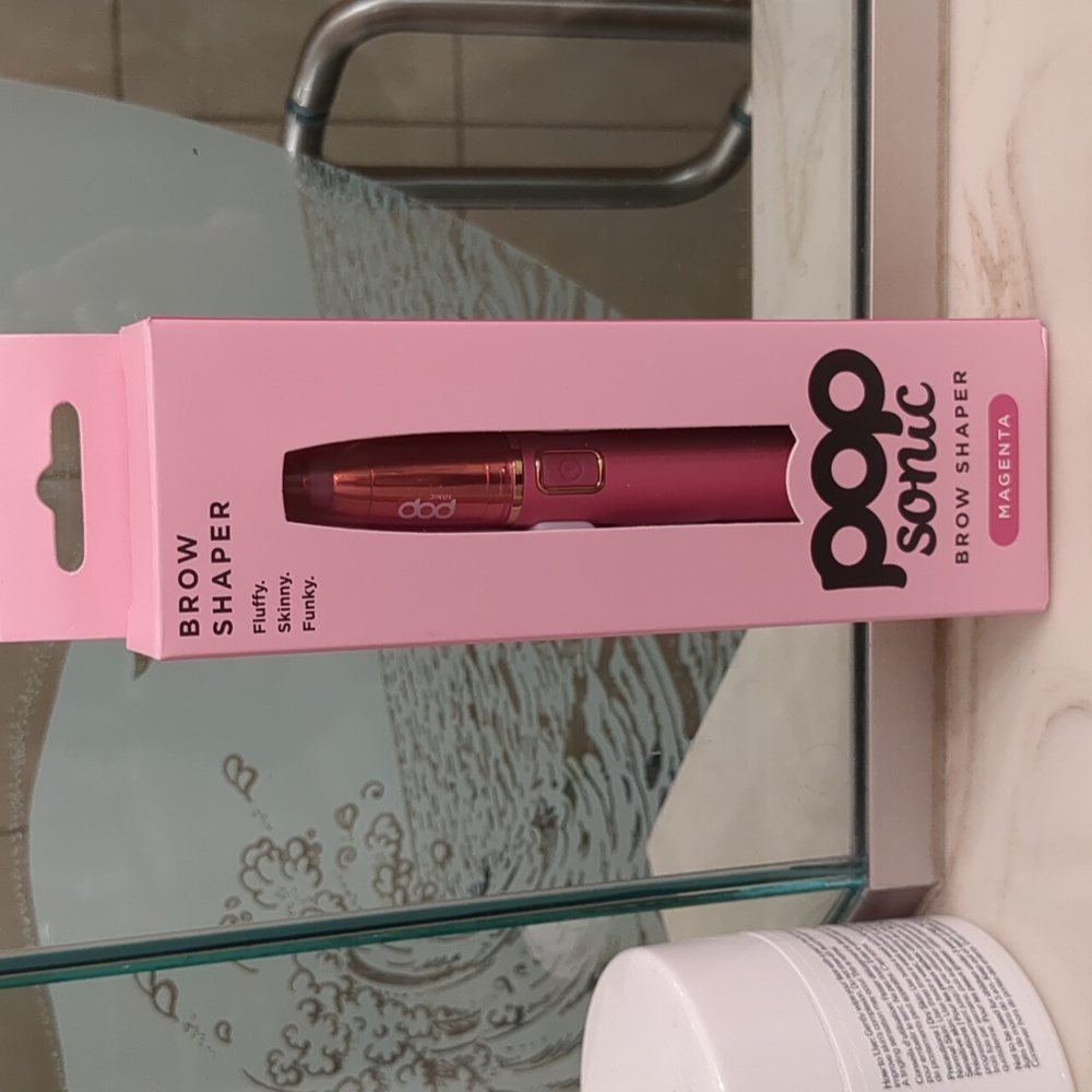 Brow shaper